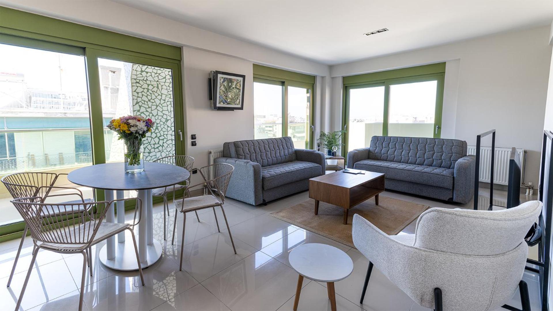 Mosaico & 4* Athen