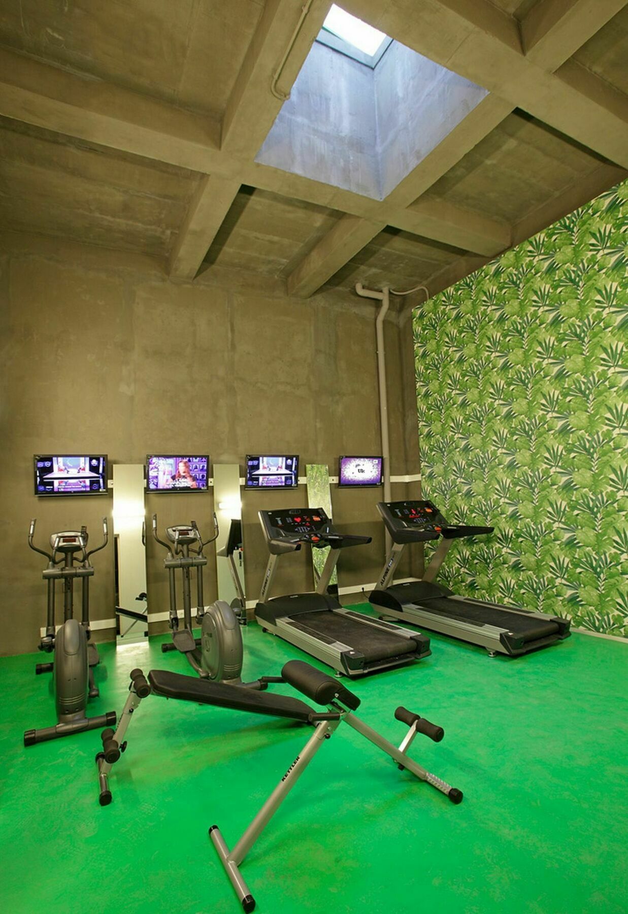 Aparthotel Mosaico & 4*